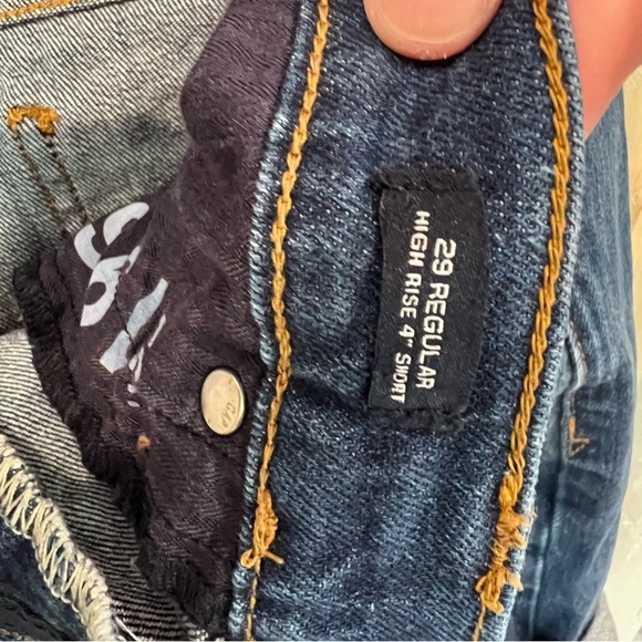 GAP High Rise 4” Inch Denim Shorts - Picture 7 of 7